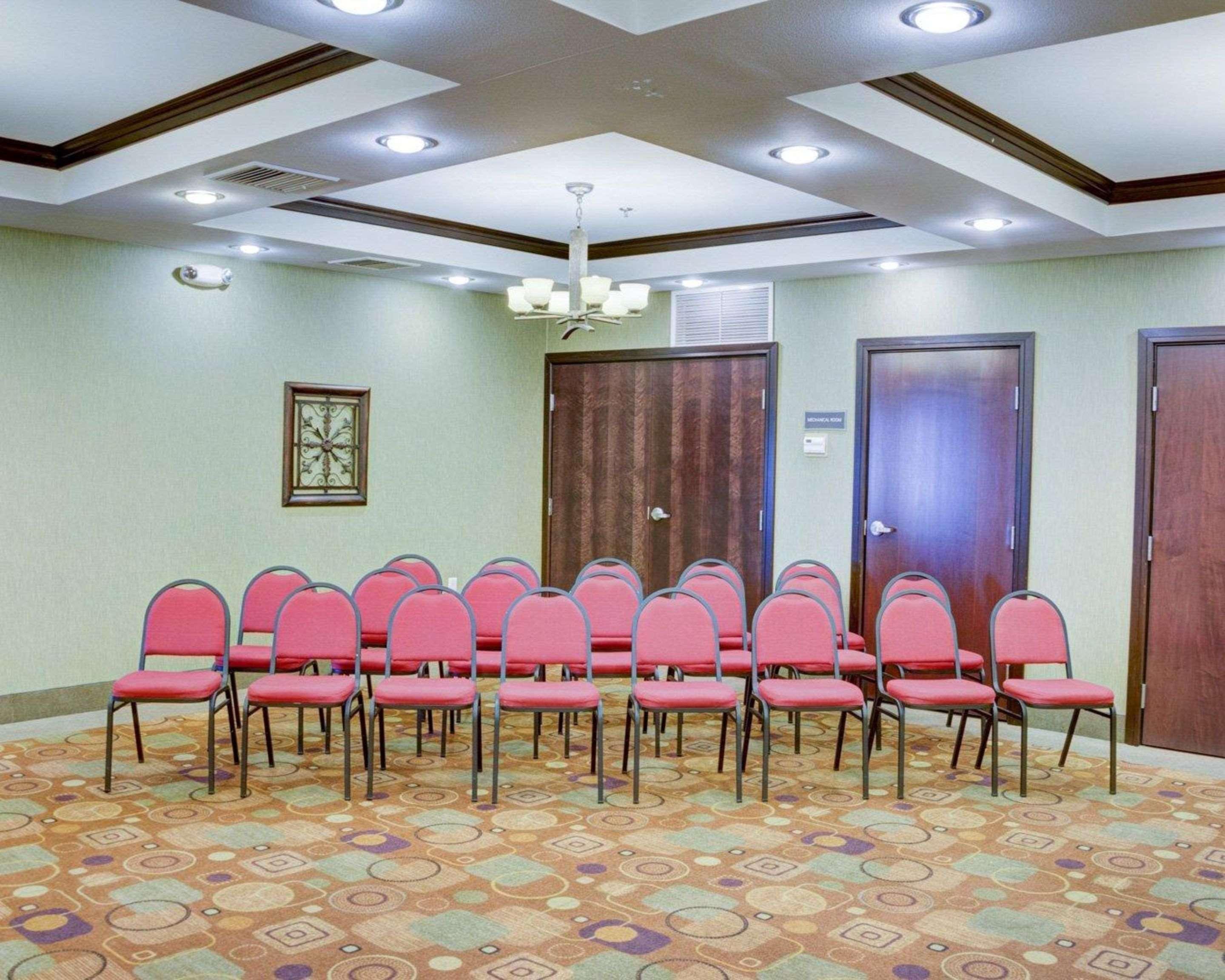 Comfort Inn & Suites Russellville I-40 Ngoại thất bức ảnh